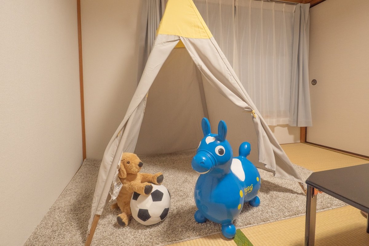 池袋｜12人｜100㎡貸切戸建｜トイレ2｜3寝室｜和室丨コンビニ・スーパー3分丨子供歓迎｜IKH gallery image 4