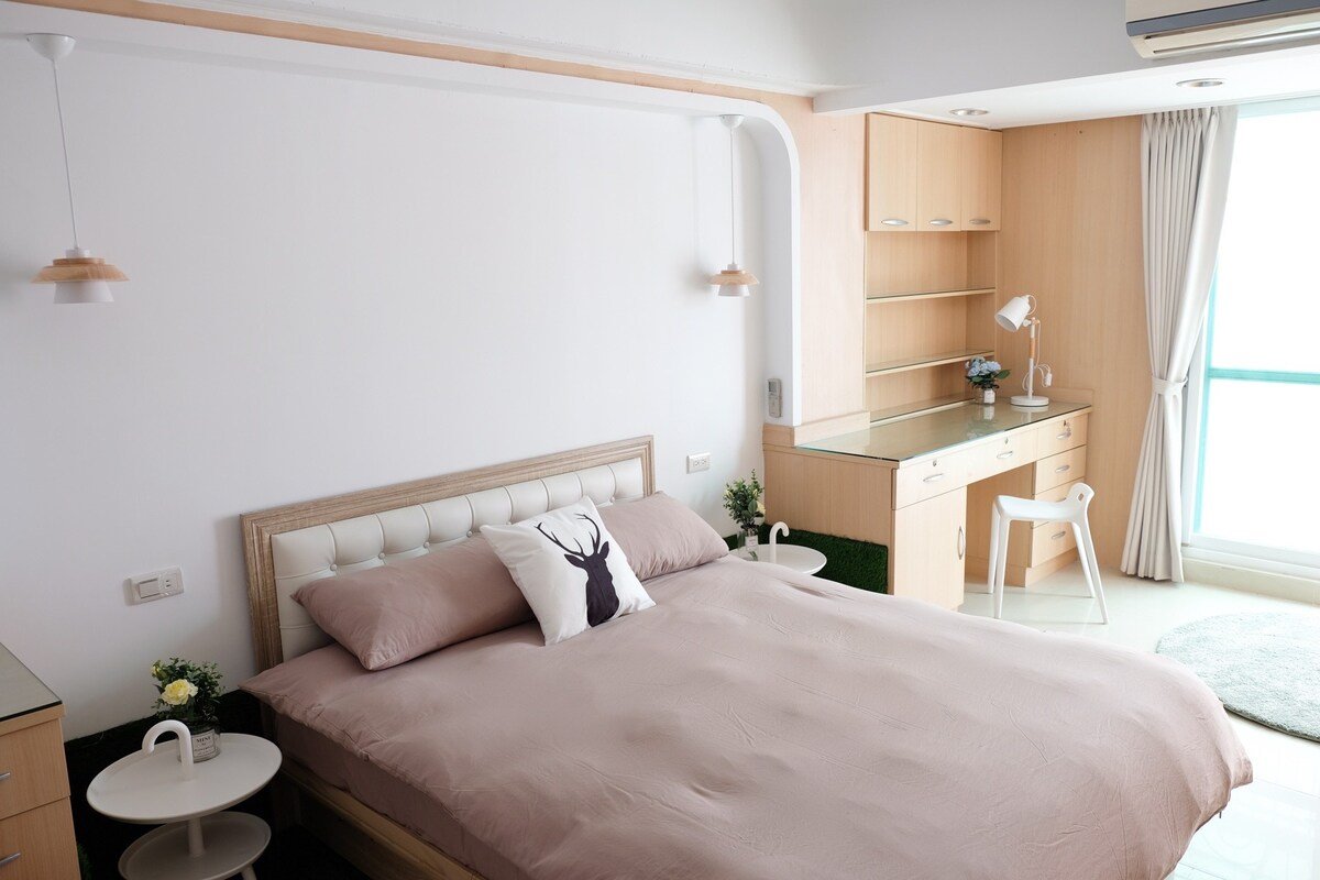 大安區[超讚房東]北歐清新風～捷運4分鐘、4個房間2套衛浴，出門見台北101，電梯大樓、嬰兒床遊戲區 gallery image 4