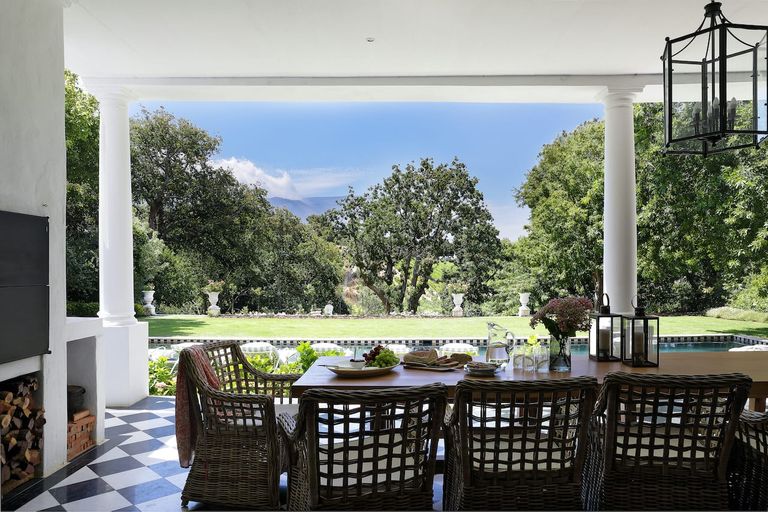 Klein Cottage featured image
