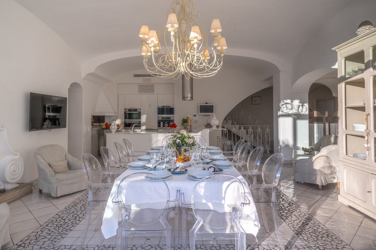 Giulia gallery image 2