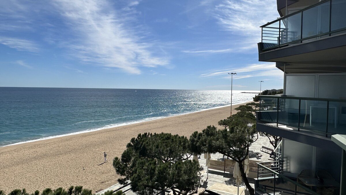 Sea views apartment Platja d’Aro gallery image 4