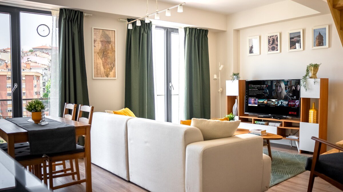 4B2 approved brand new flat with 4 AC in Center gallery image 2