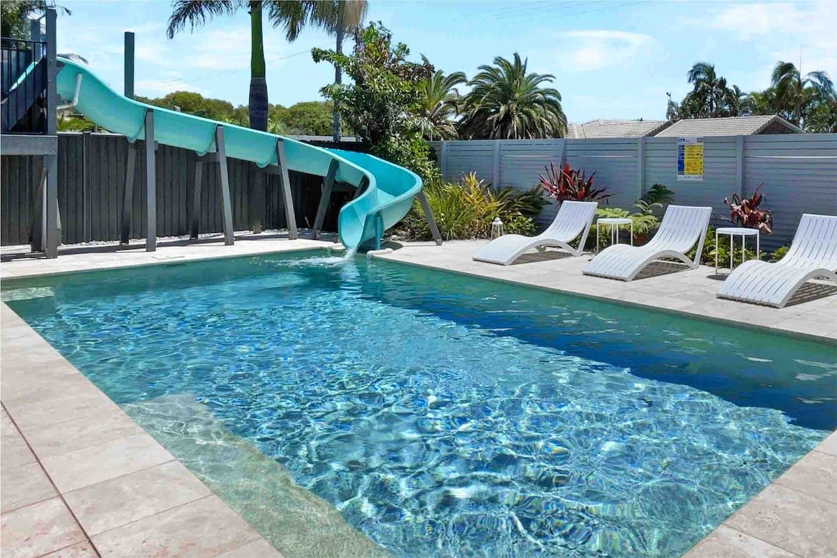 Waterslide, Games Room, Family Holiday, Beach gallery image 2