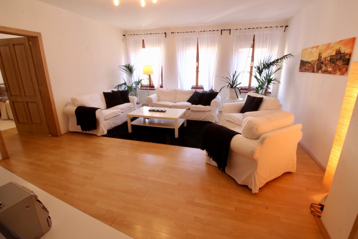 3 bedrooms apartment in Prague center