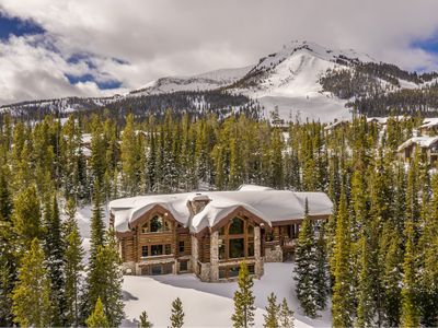 EPIC Ski In/Out • Hot Tub, Grill, Privacy + Views!