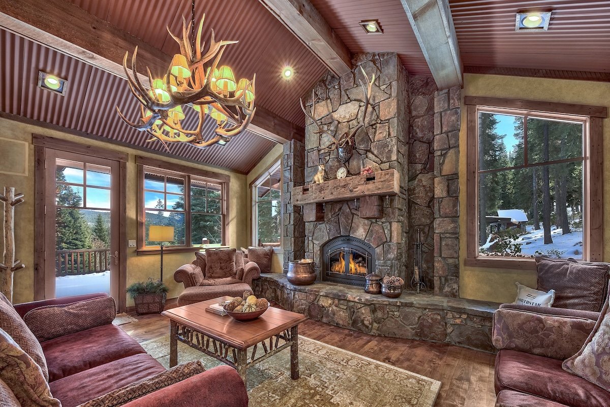 Ski-In/Out, HGTV Featured, Private Hot Tub, Sauna