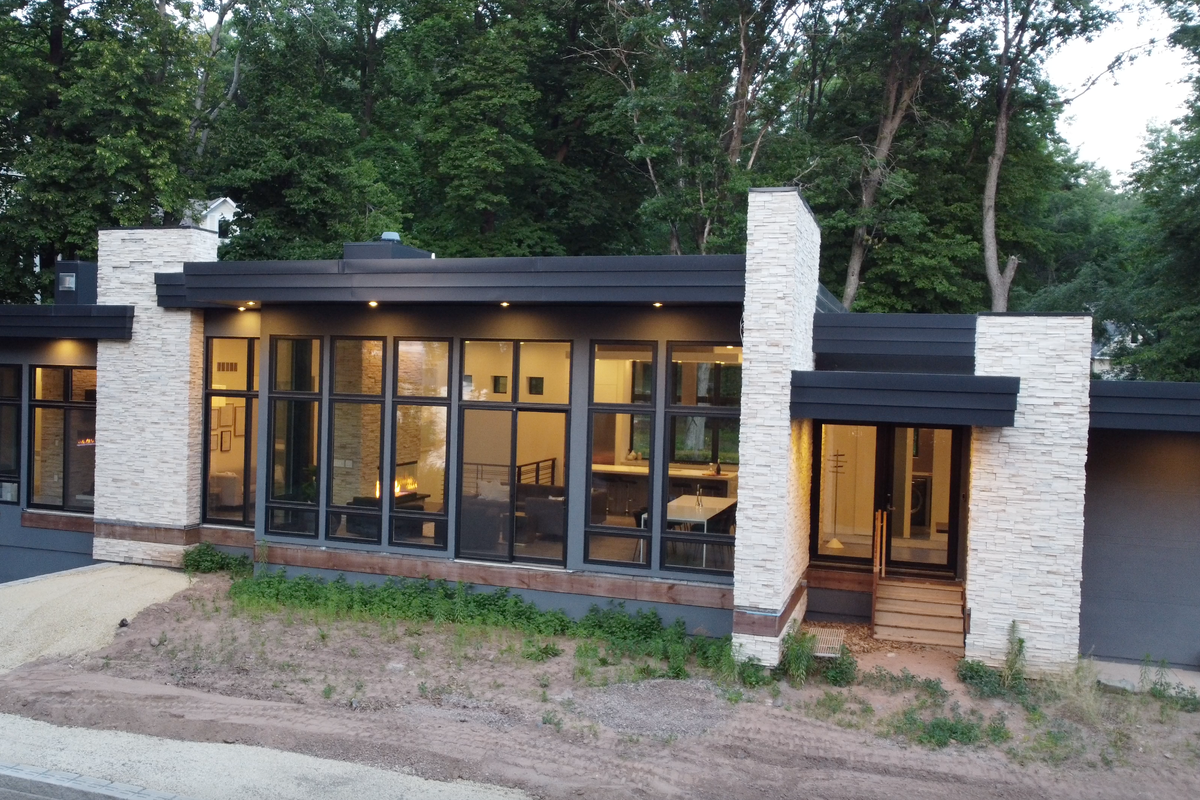 Modern River Getaway- with pool & hot tub!