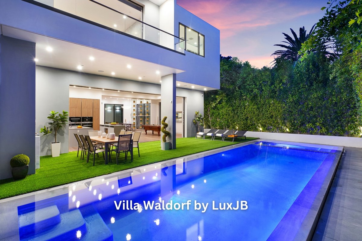 Villa Waldorf by LuxJB | Family Friendly | 16 ppl