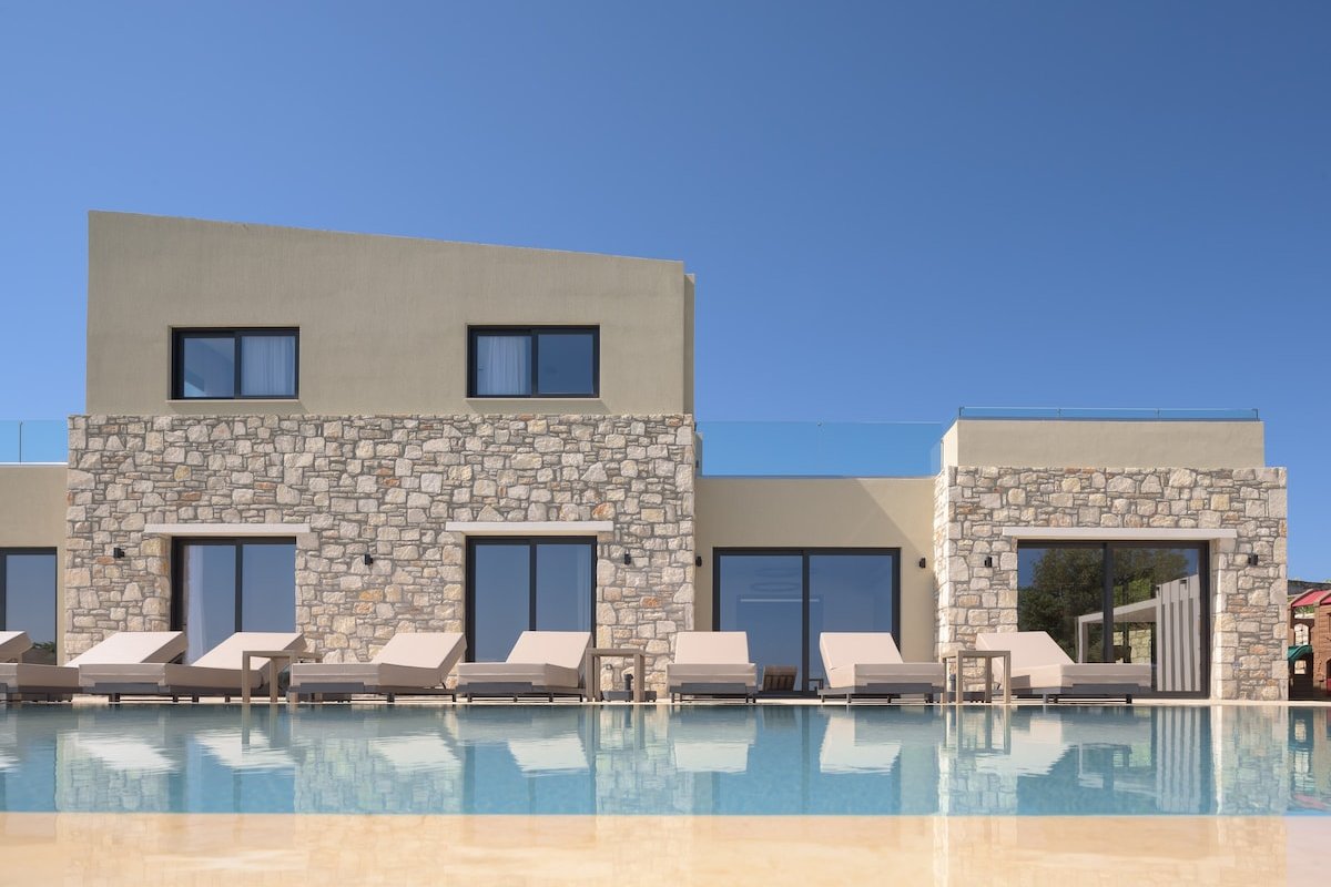 Elia Villa, with Pool, SeaViews & Iconic Design gallery image 4