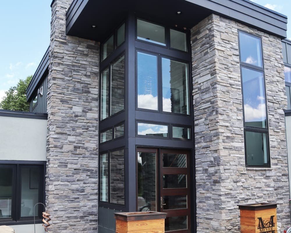 Luxury Country Retreat with POOL gallery image 3