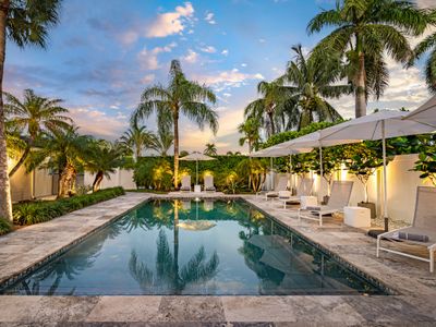 The Isles | Pool | Outdoor Dining | Steps To Beach