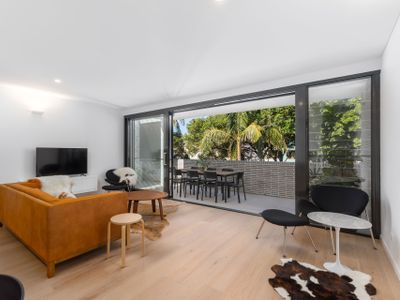 Three Bedroom Boutique Apartment – 13 First Avenue