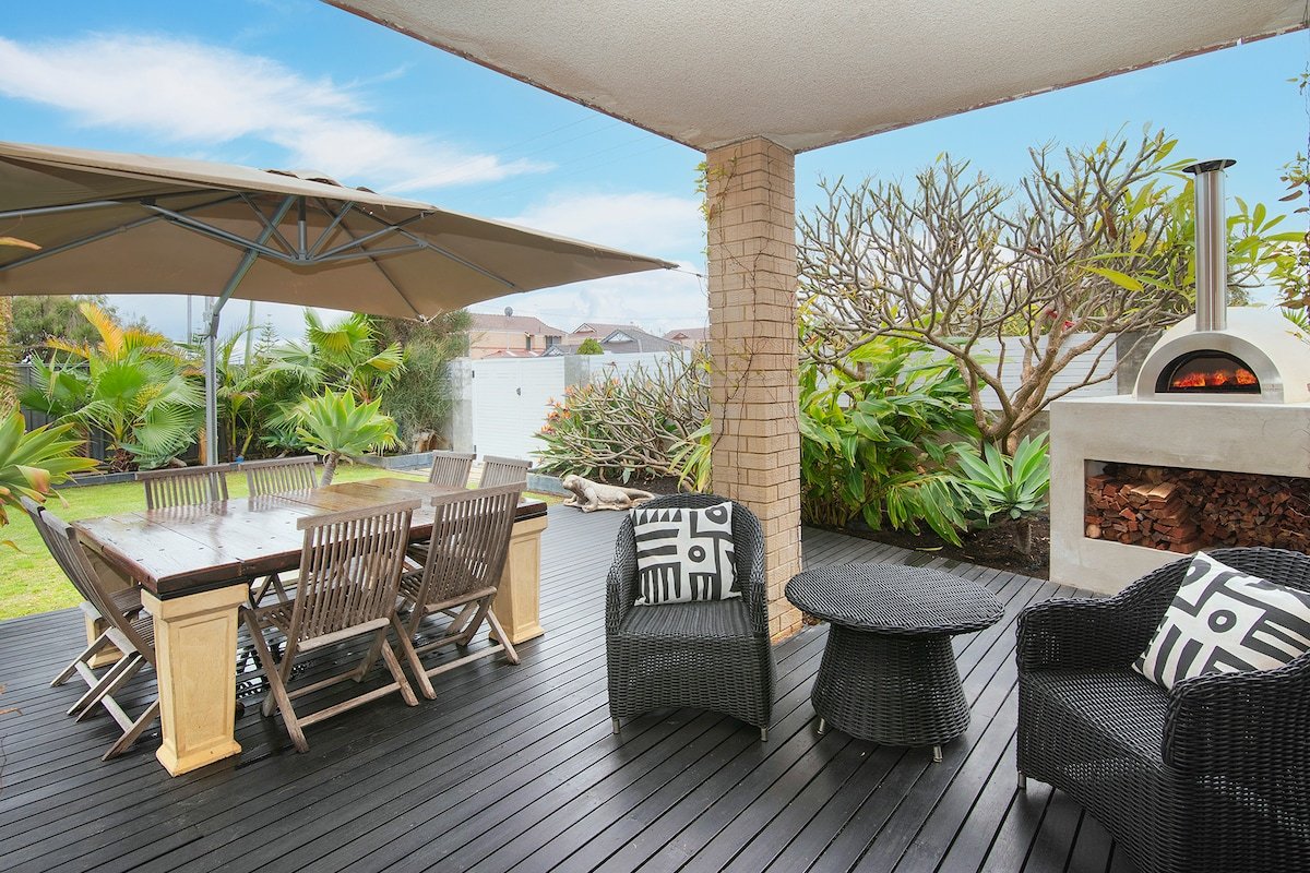 Ocean Oasis- Amazing location! gallery image 3