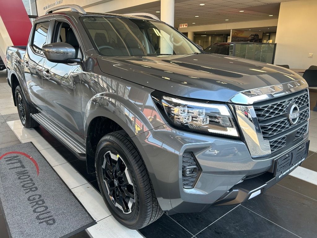 NISSAN NAVARA 2.5DDTI LE LE PLUS A T D C P U for Sale in South Africa