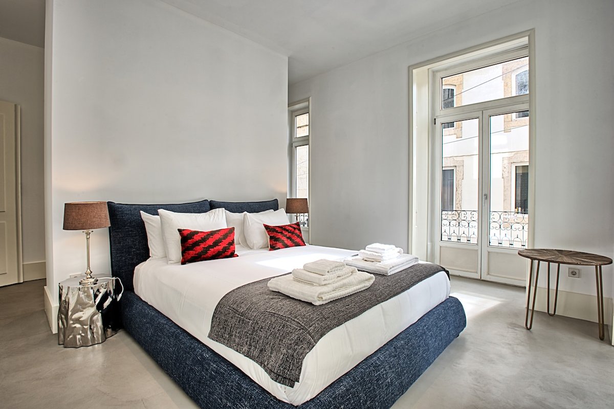 MyPlaceLisbon – Luxury Trindade I gallery image 5
