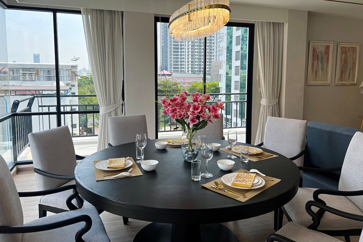 401: Luxury 4Beds 4BA High Ceiling, City/Pool View gallery image 5