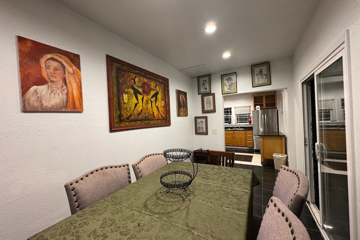 Rose Garden gallery image 3