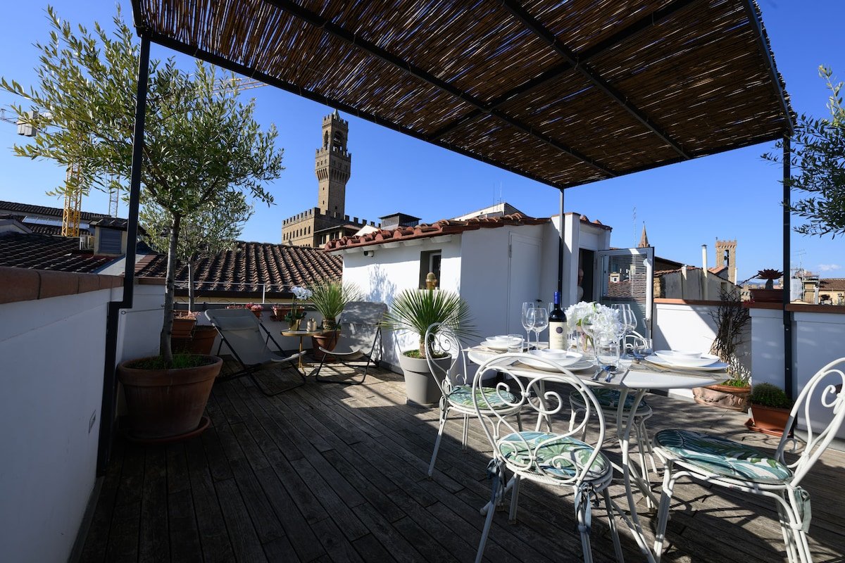 LUX & Design Loft/Apt with PanoramicTerrace gallery image 4