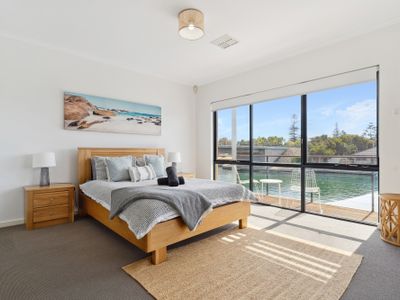 Piccolo Waters – Mandurah, Halls Head Canal Home