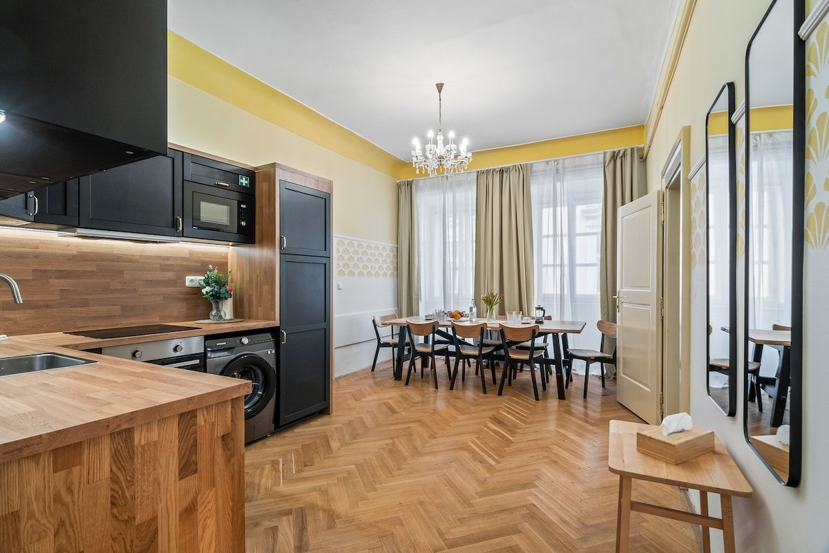 Charles Bridge Historical APT 2 by Michal&Friends gallery image 4