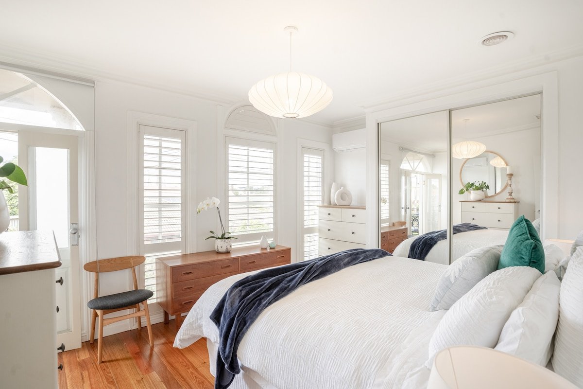 Beautiful 3 BDR home with unique outdoor oasis gallery image 3