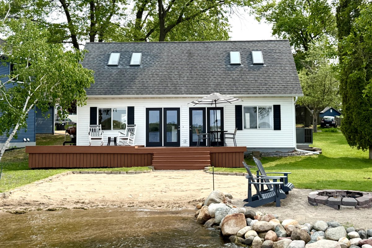 Fremont Cottage Lake Retreat-Close to Minneapolis