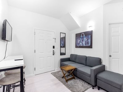 Charming Manhattan getaway!