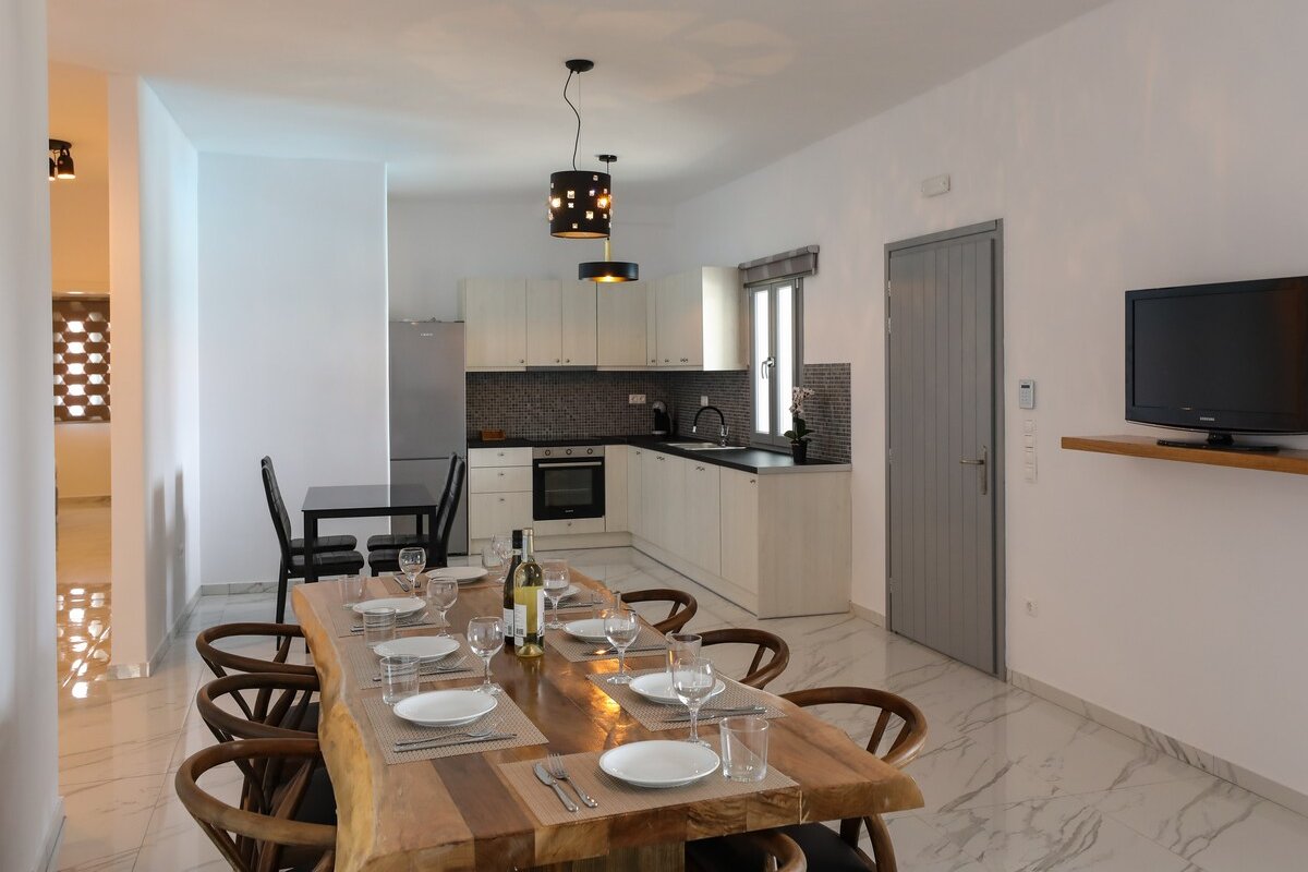 George Villa-III, 3BR, Private pool, Close to Town gallery image 5