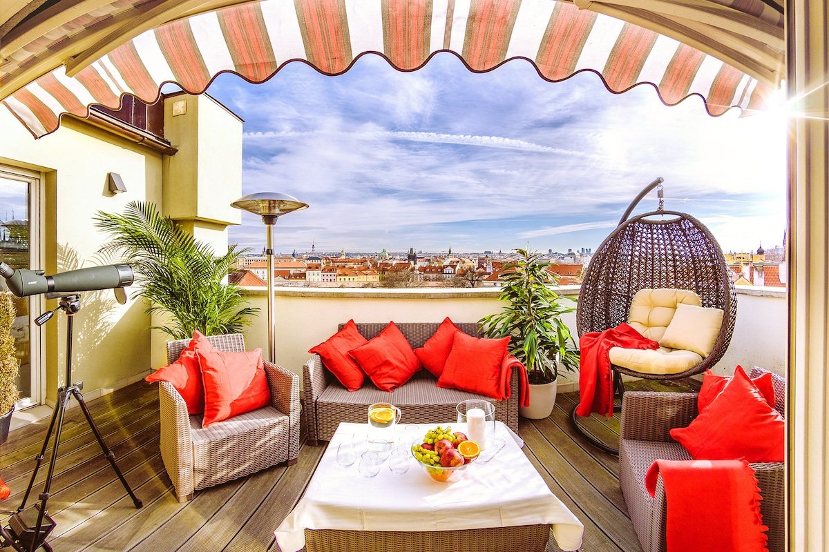 4BR+2BATH 5★PRESIDENTS by Prague Castle,V!EWS, A/C gallery image 5