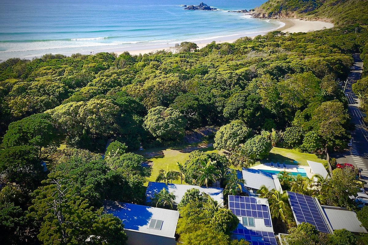 Picadilly Pavilions – Resort style beach front gallery image 2