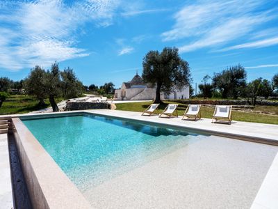 Wonderful design Trullo with swimmingpool & view