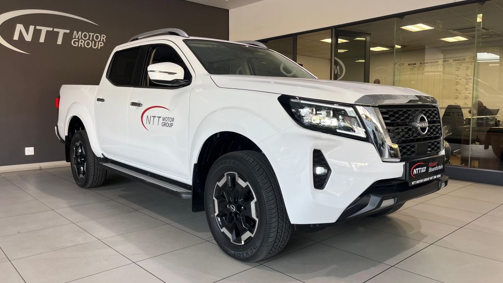 NISSAN NAVARA 2.5D LE 4X2 AT  for Sale in South Africa
