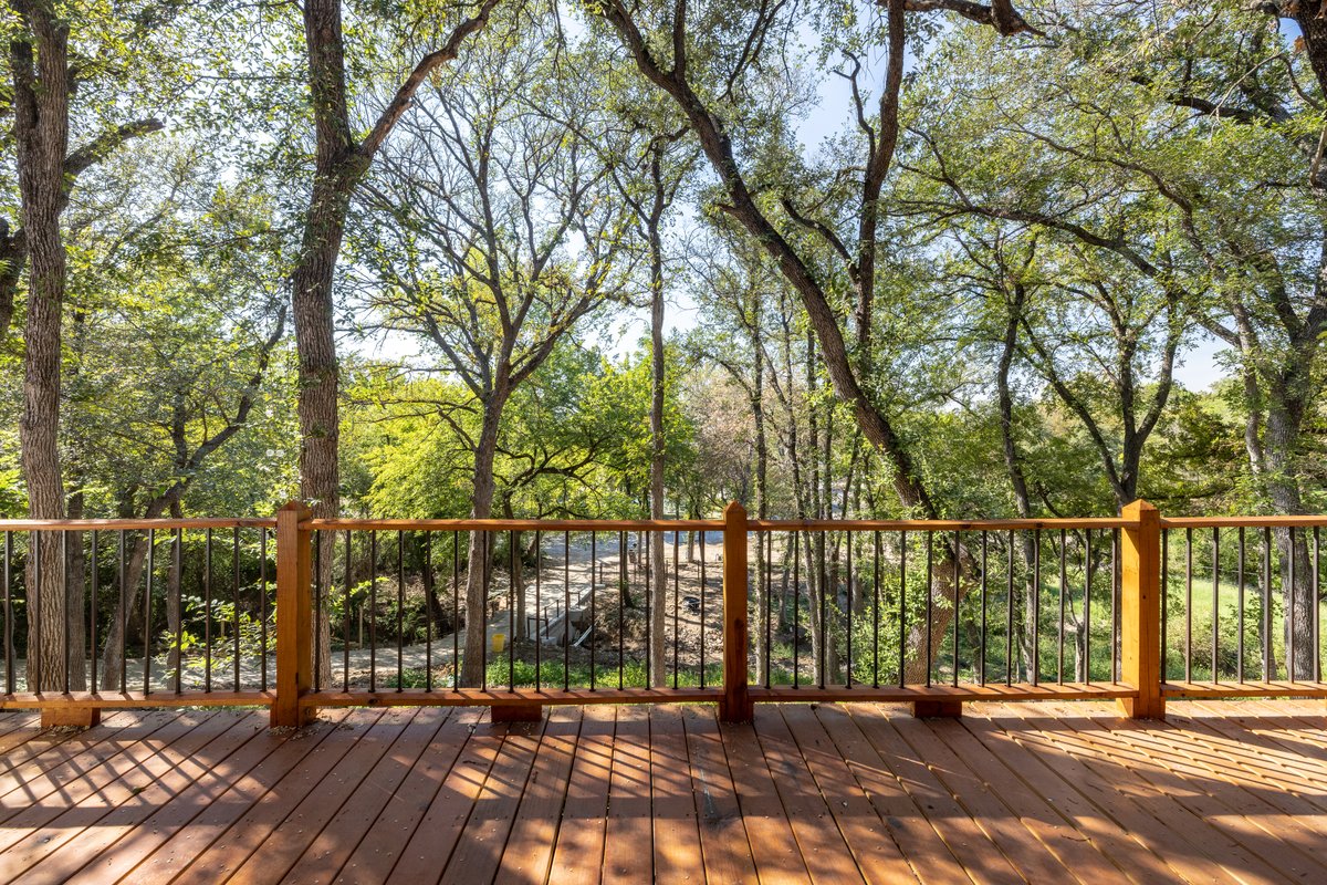 Oakhurst Hillside Scenery 5 Mins from Downtown FW!