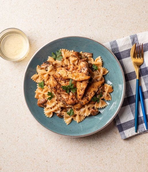 Photo of Creamy Garlic Chicken Pasta