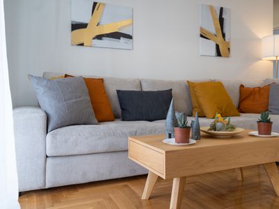 Luxury Apartment With Terrace close to Acropolis