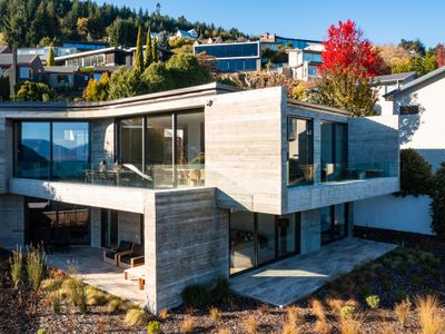 Edinburgh Heights by Sotheby’s Luxury Rental Homes