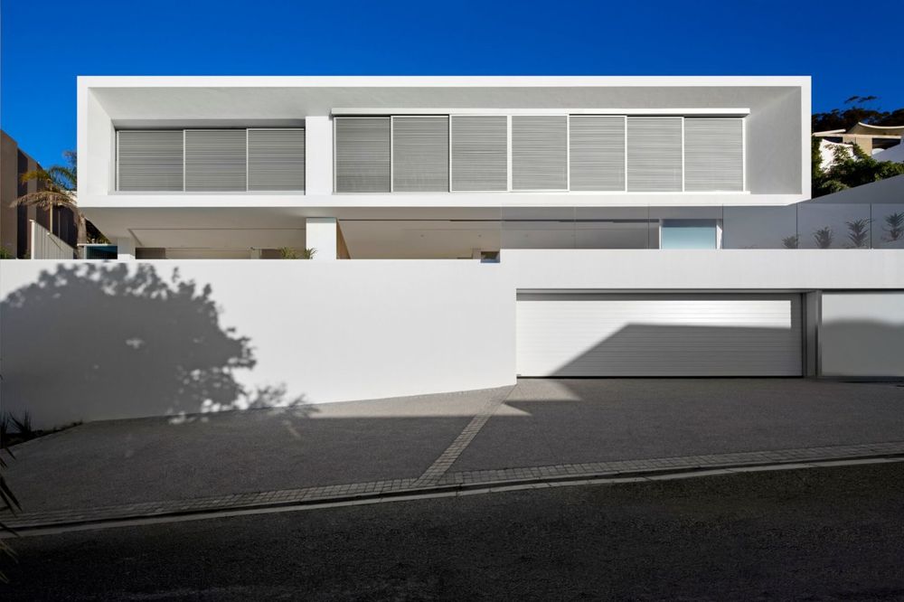 Photo 2 of Ocean View accommodation in Bantry Bay, Cape Town with 5 bedrooms and 5 bathrooms