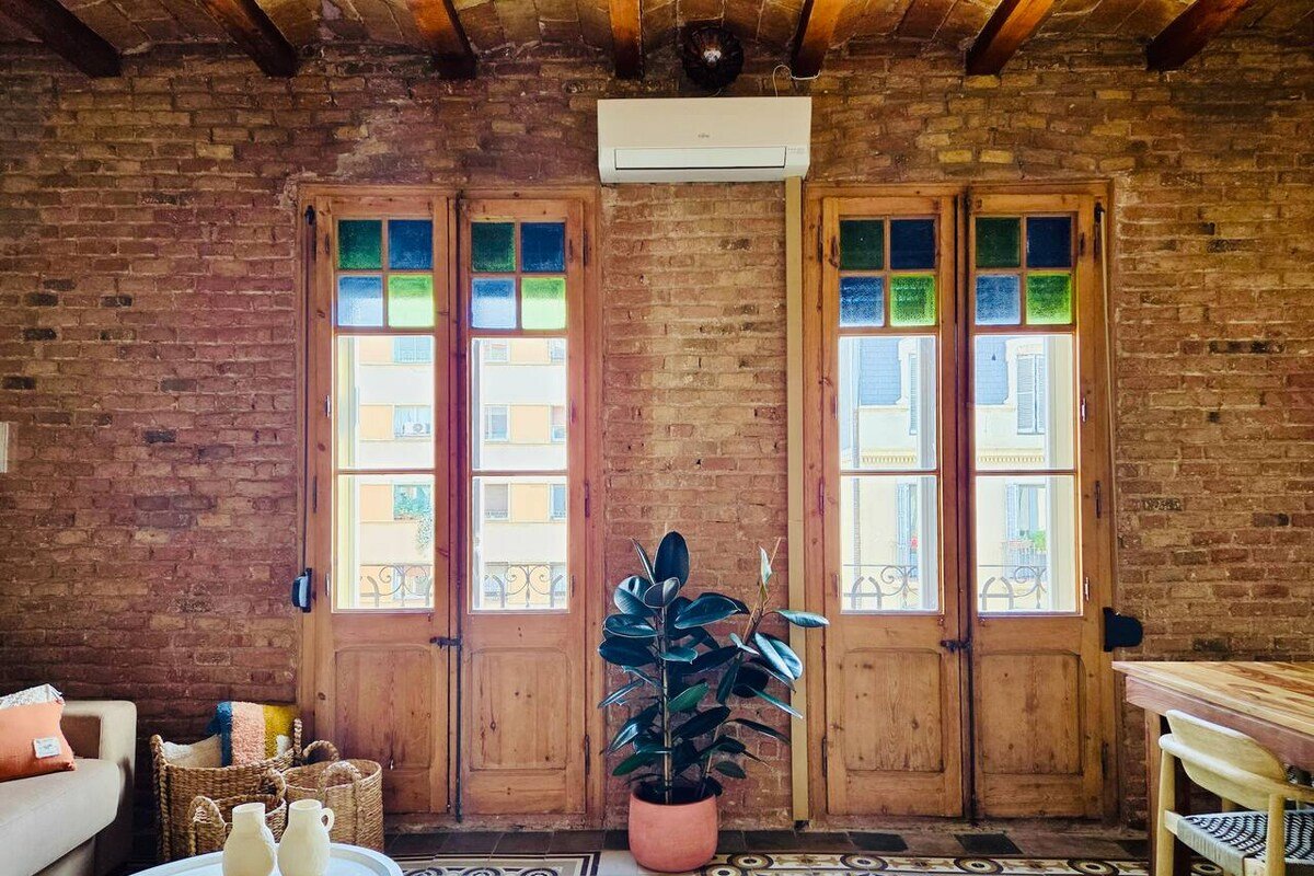 Your Boutique Mediterranean Stay in Barcelona gallery image 4