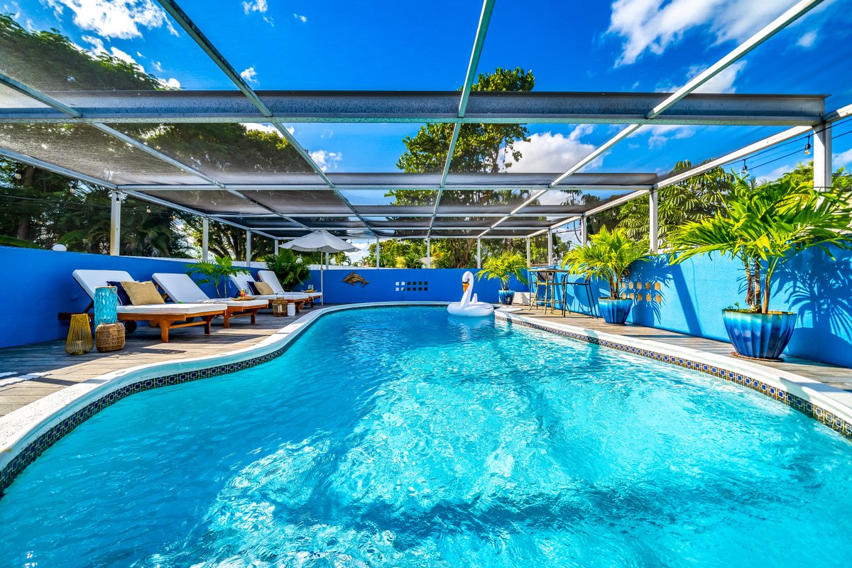 NEW HTD POOL/10 MIN TO BCH, 15 FROM AIRPORT/HOTTUB