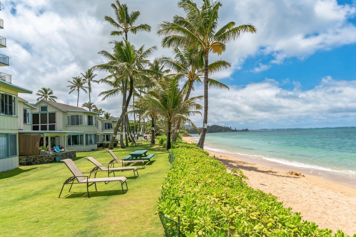 “Epic Ocean Views!” 3 bed 2 bath beachfront condo! gallery image 5