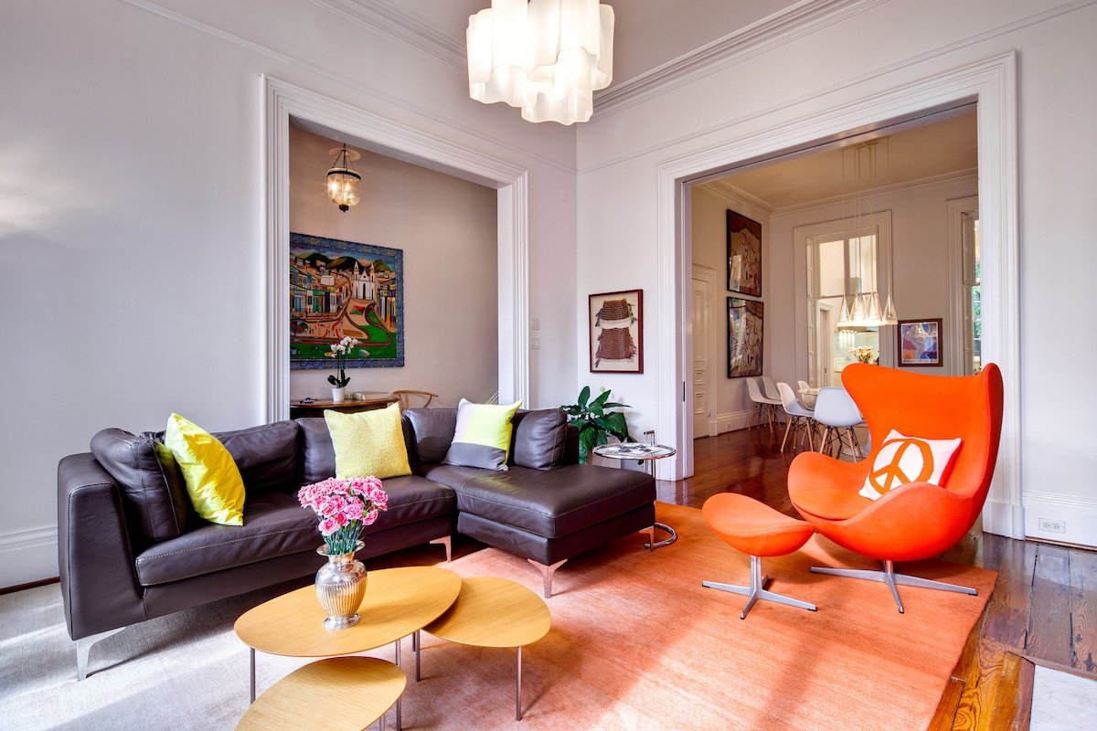 Superb, Designed, Historic House in Georgetown gallery image 2