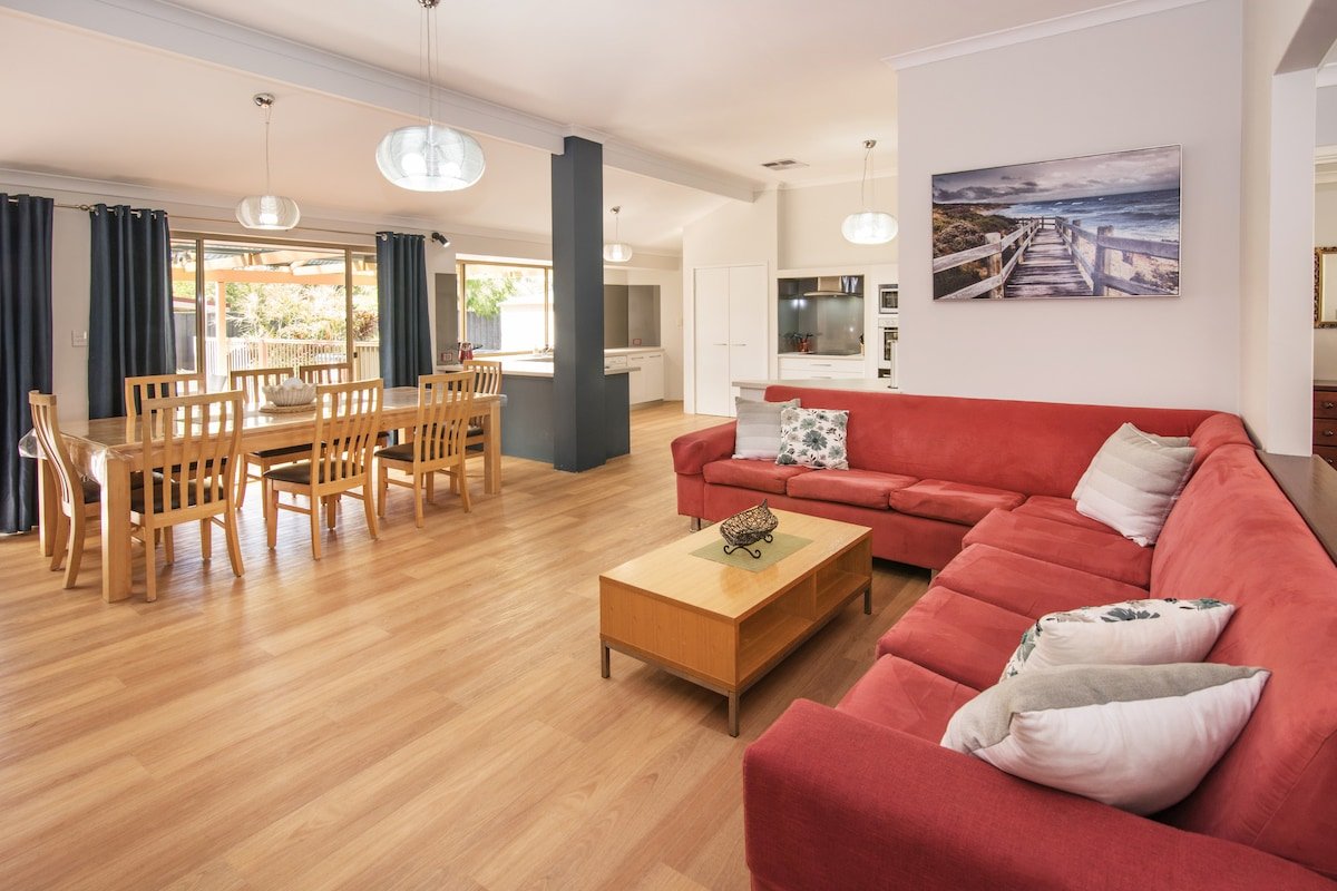 Old Dunsborough Family/pet friendly with spa gallery image 5