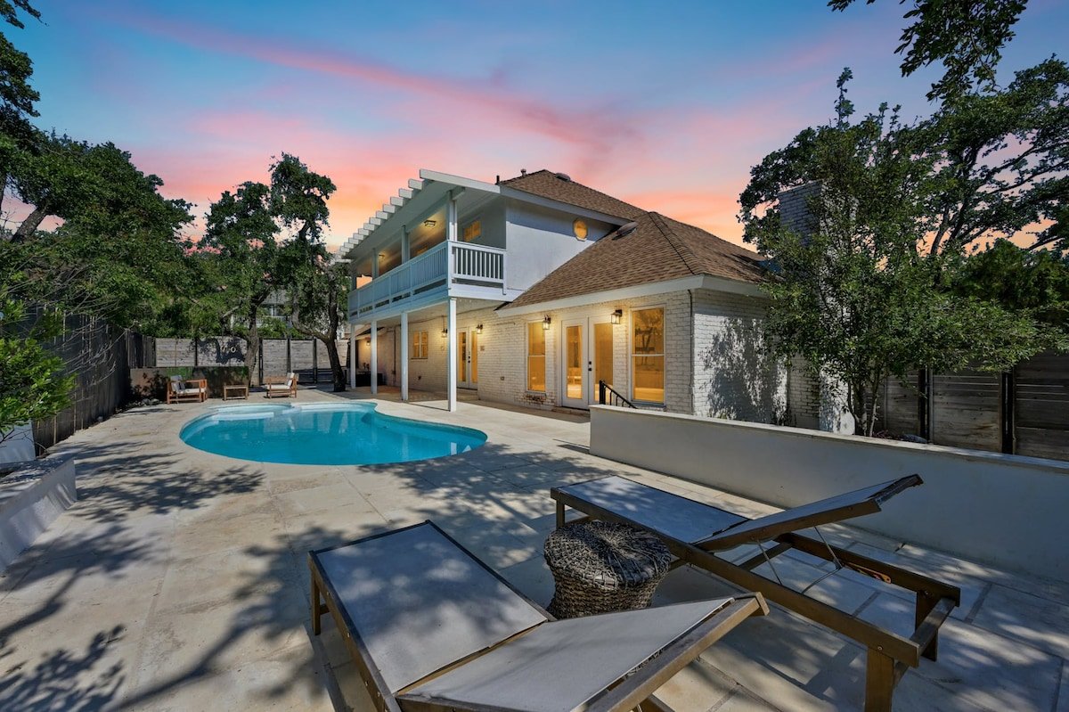 Poolside Paradise, West Elm Magazine Featured gallery image 2