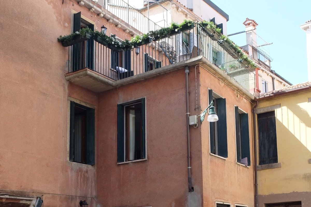 San Marco Luxury Palace for 12 people: Muneghe gallery image 4