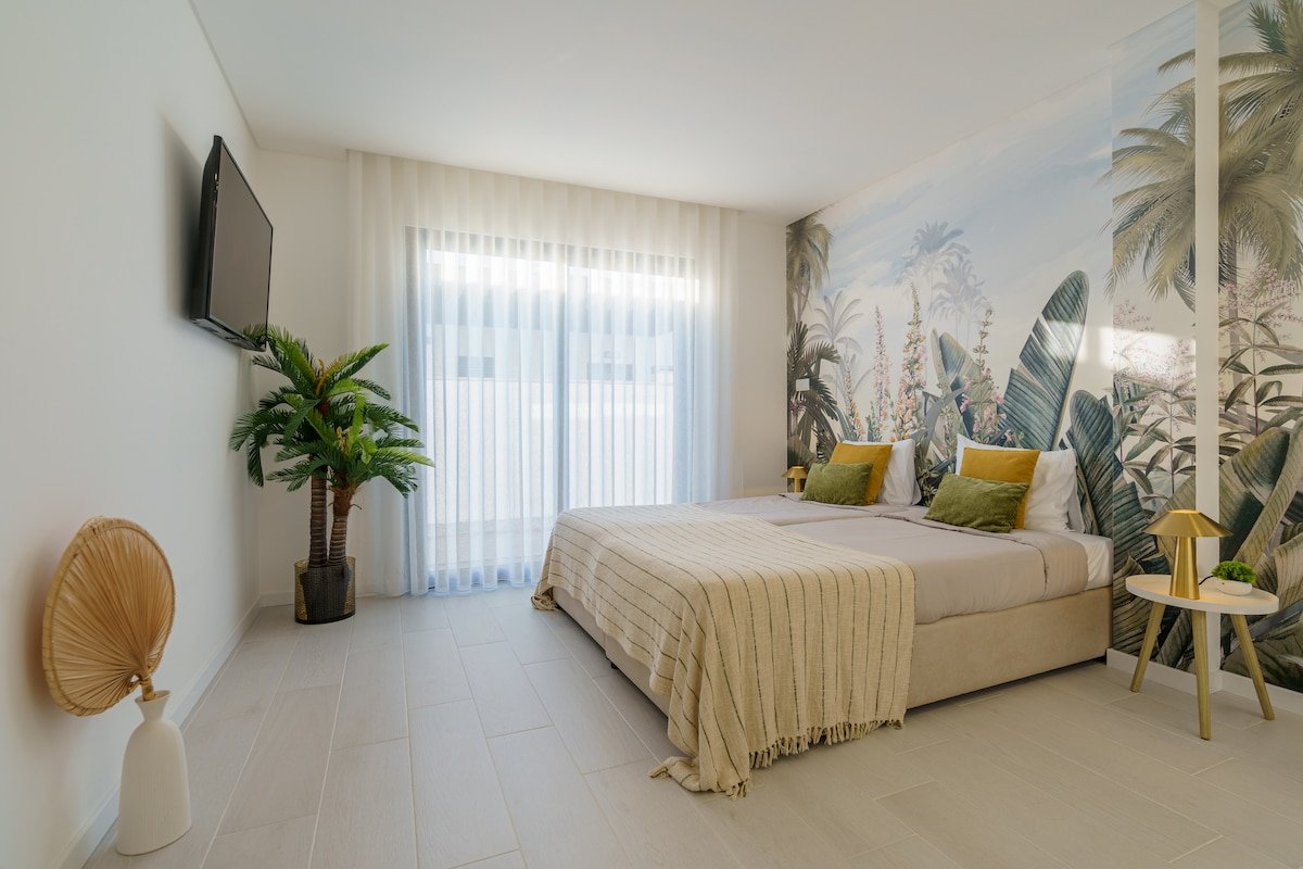 Villa Tropical with jacuzzi and private pool gallery image 4