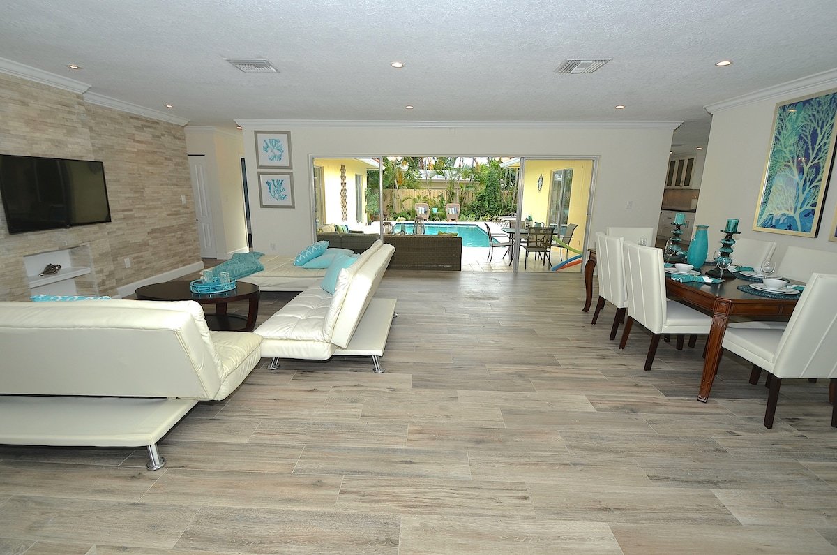 By The Sea Vacation Villas 5 Star 4 mins to Beach gallery image 4