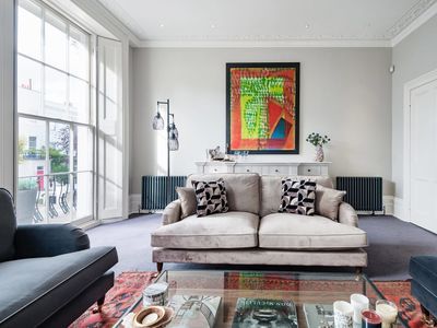 Notting Hill Townhouse -by Out of Office Lifestyle