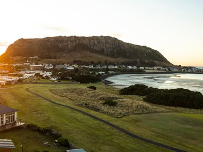 Stanley Beach House with Stunning Nut Views!