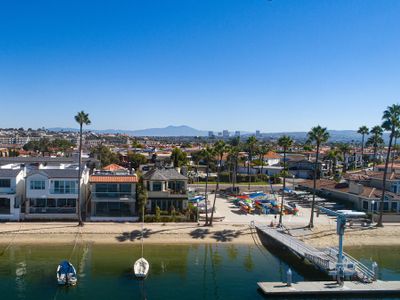 Lido Isle Luxury- Breathtaking Bayfront Views