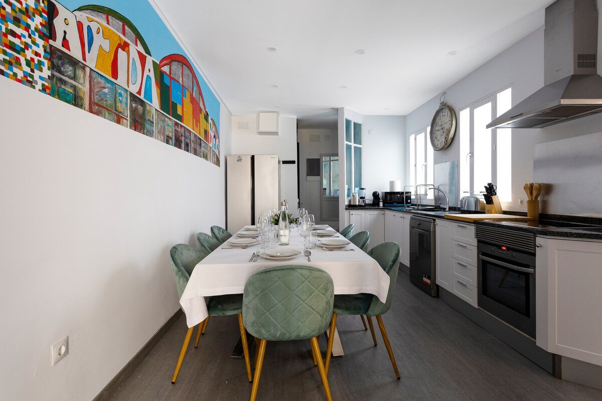 DownTown La Latina Grupos, by MoNARO gallery image 4